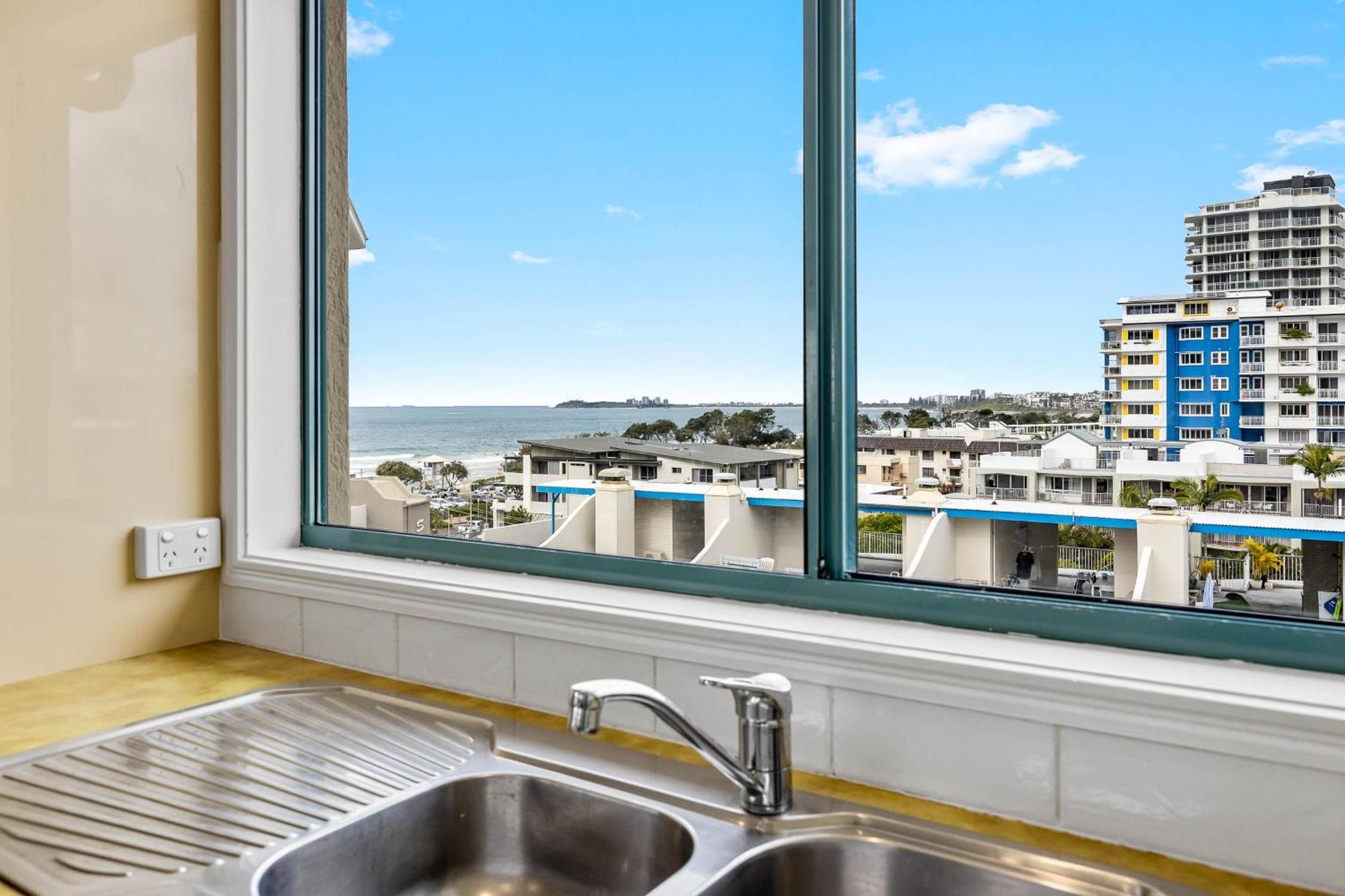 Sunshine Towers Boutique Apartments Maroochydore Exterior photo