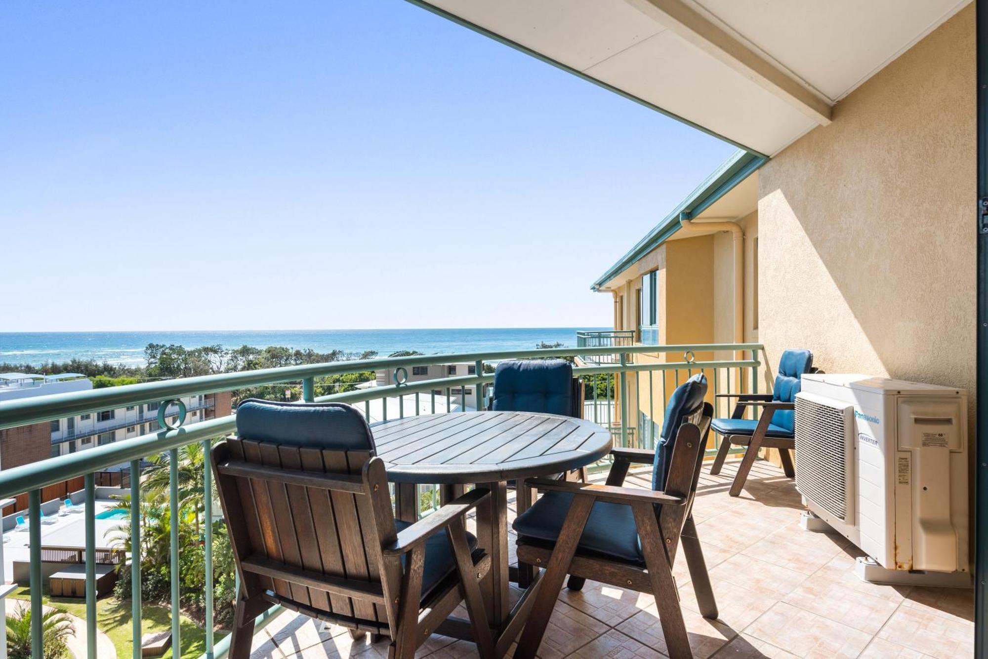 Sunshine Towers Boutique Apartments Maroochydore Exterior photo